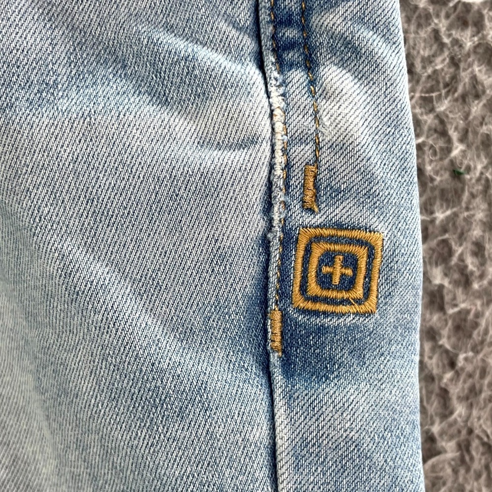 5.11 Tactical Jeans Mens 32x30 Denim Medium Wash Hiking Camping Utility Skate - Picture 4 of 14